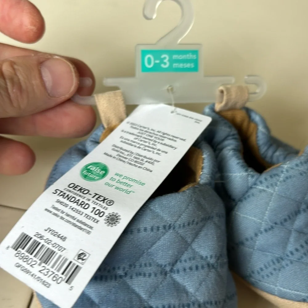 🌺 NWT Carter's Blue and Tan Baby Walker Shoes